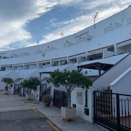 Casa Barbados En Agua Amarga Apartman Agua Amarga  Kültér fotó